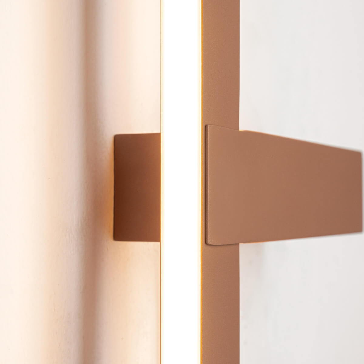 Φωτιστικό Τοίχου με Ενσωματωμένο LED και Θερμό Λευκό Φως Κόκκινο